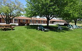 Amish Country Motel